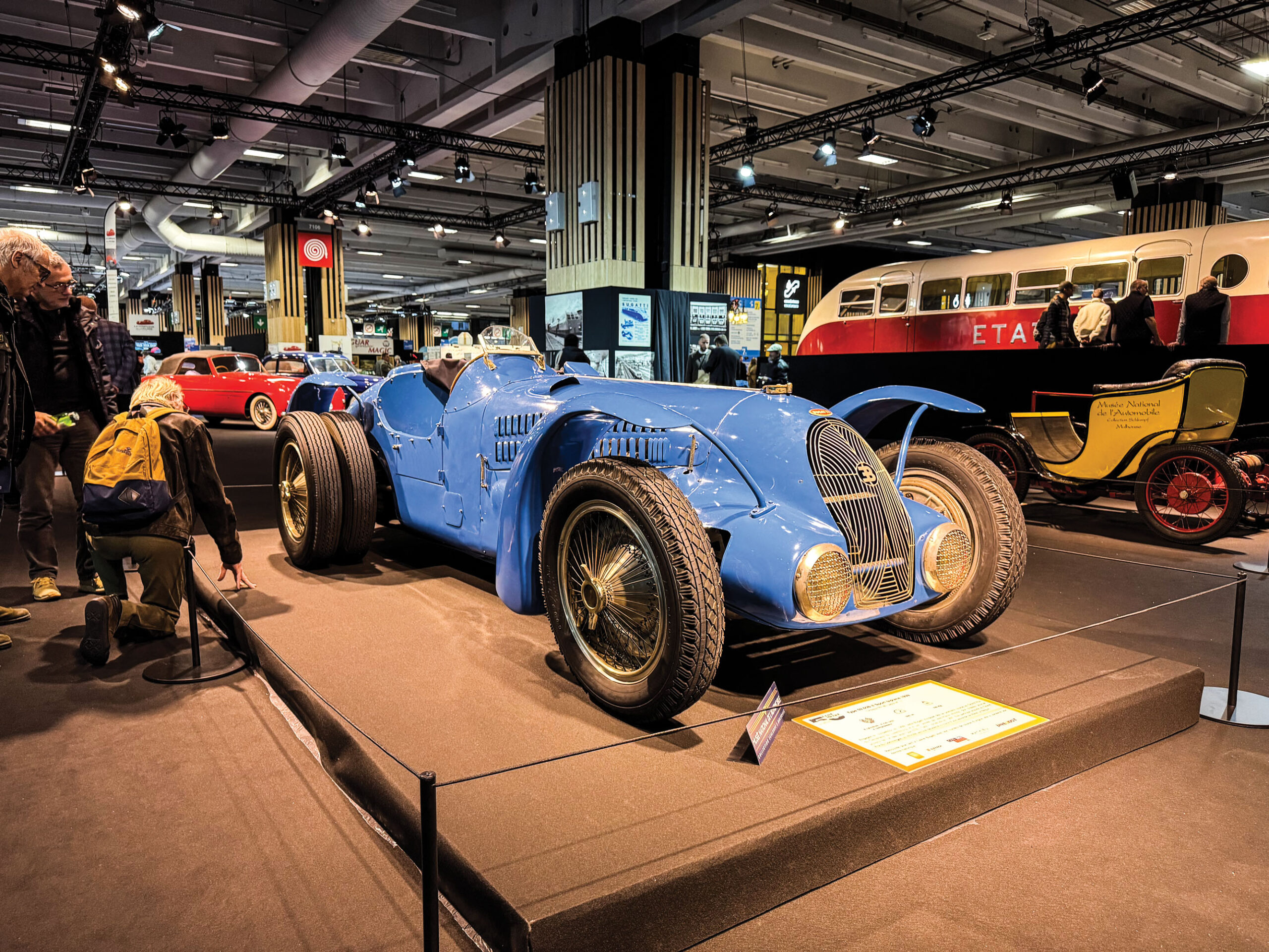 Retromobile: maior evento de clássicos do mundo reúne até carros únicos modernos