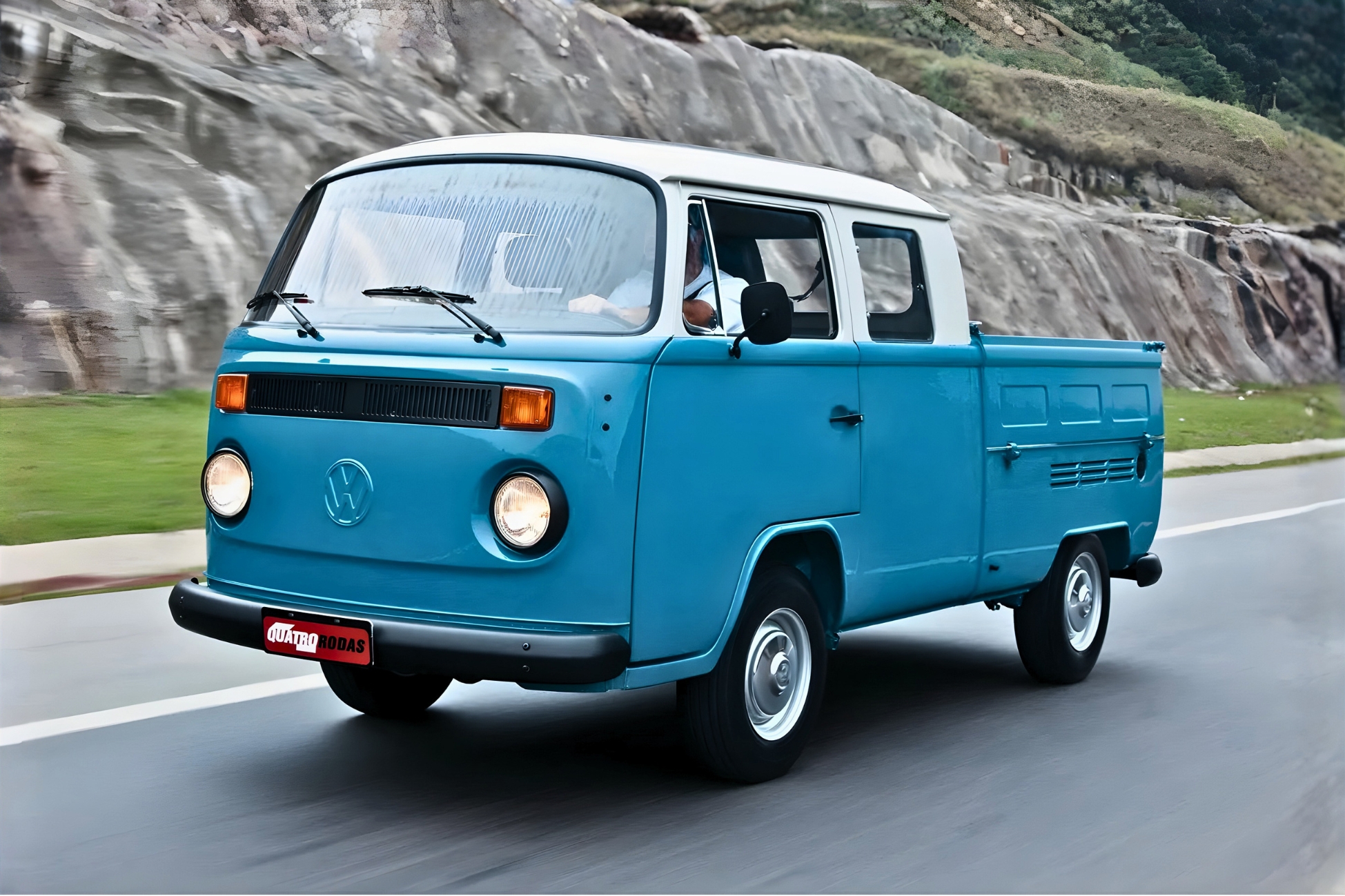 VW Kombi Cabine Dupla levava seis e inovou entre as picapes leves
