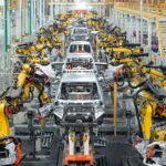 BYD tem queda no lucro pela primeira vez em 4 anos e demitirá 100.000 funcionários