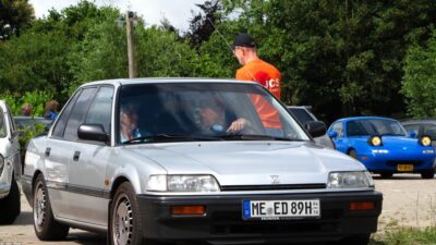 Honda Civic vs Toyota Corolla 2026: Comparativo Completo