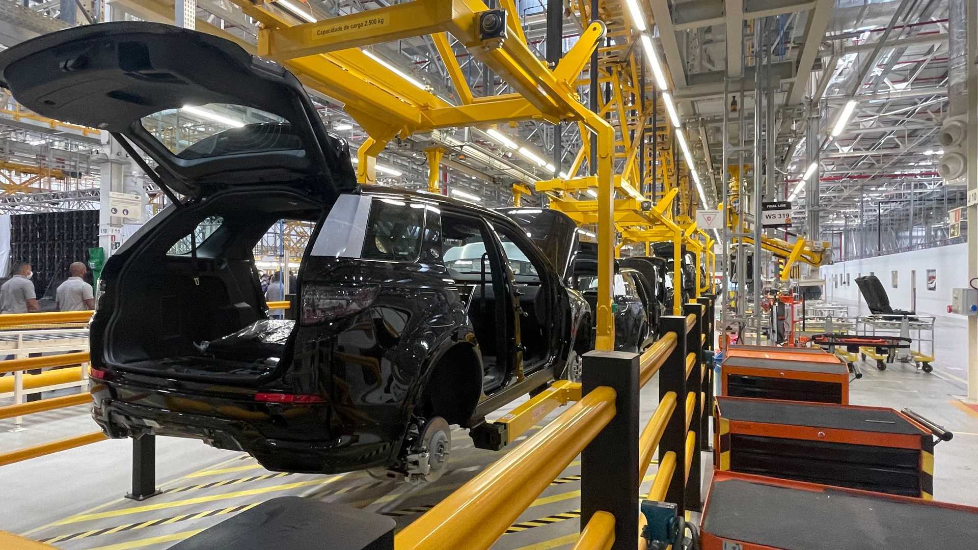 Omoda & Jaecoo pode assumir fábrica da Land Rover no Rio de Janeiro