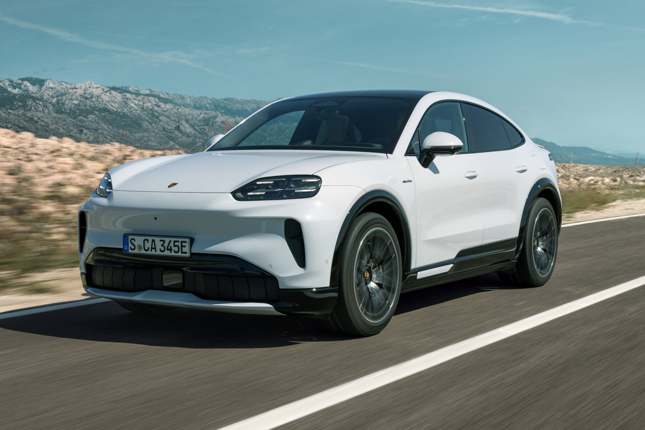 Novo Porsche Cayenne Coupé elétrico é tão rápido quanto um 911 Turbo S