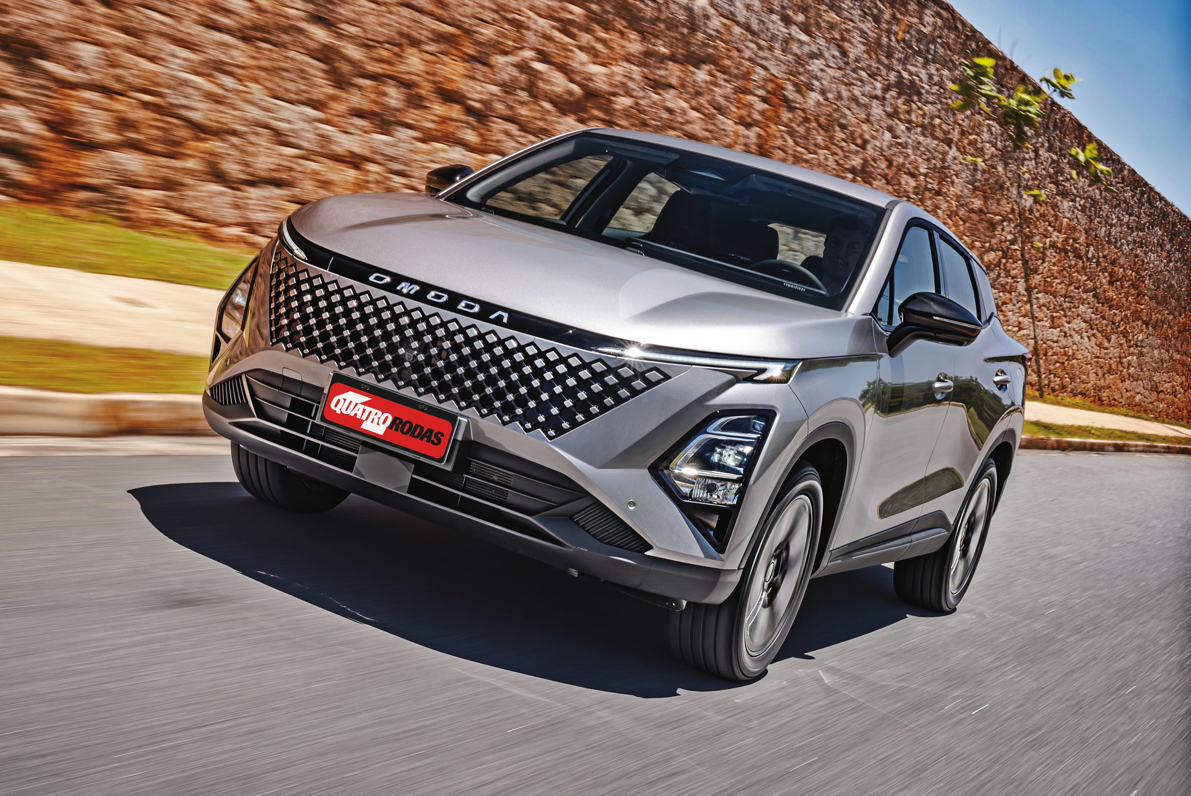 Omoda & Jaecoo confirma motor híbrido flex no Brasil para 2027
