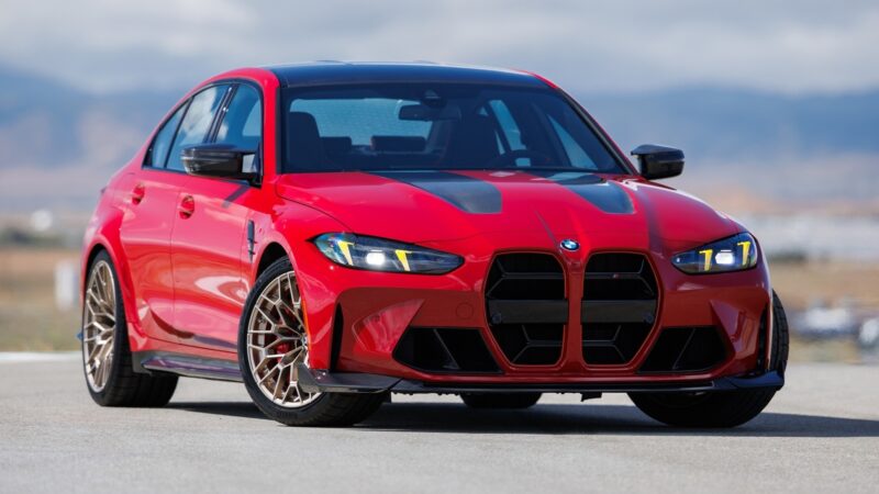 BMW M3 dá adeus à geração atual e recebe série limitada com câmbio manual