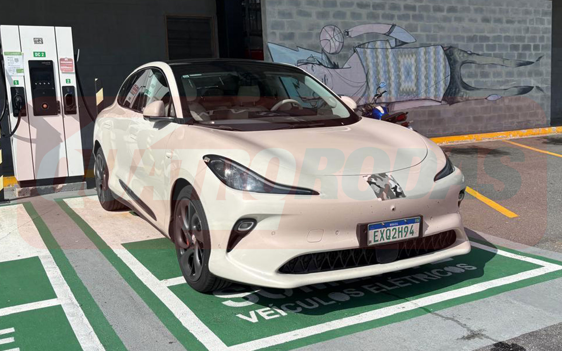 IM LS6 será SUV elétrico de luxo da MG com 751 cv e chega ainda em 2026