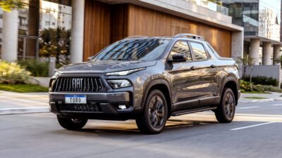 Fiat Toro 2027: versões, equipamentos, preços e consumo da picape híbrida