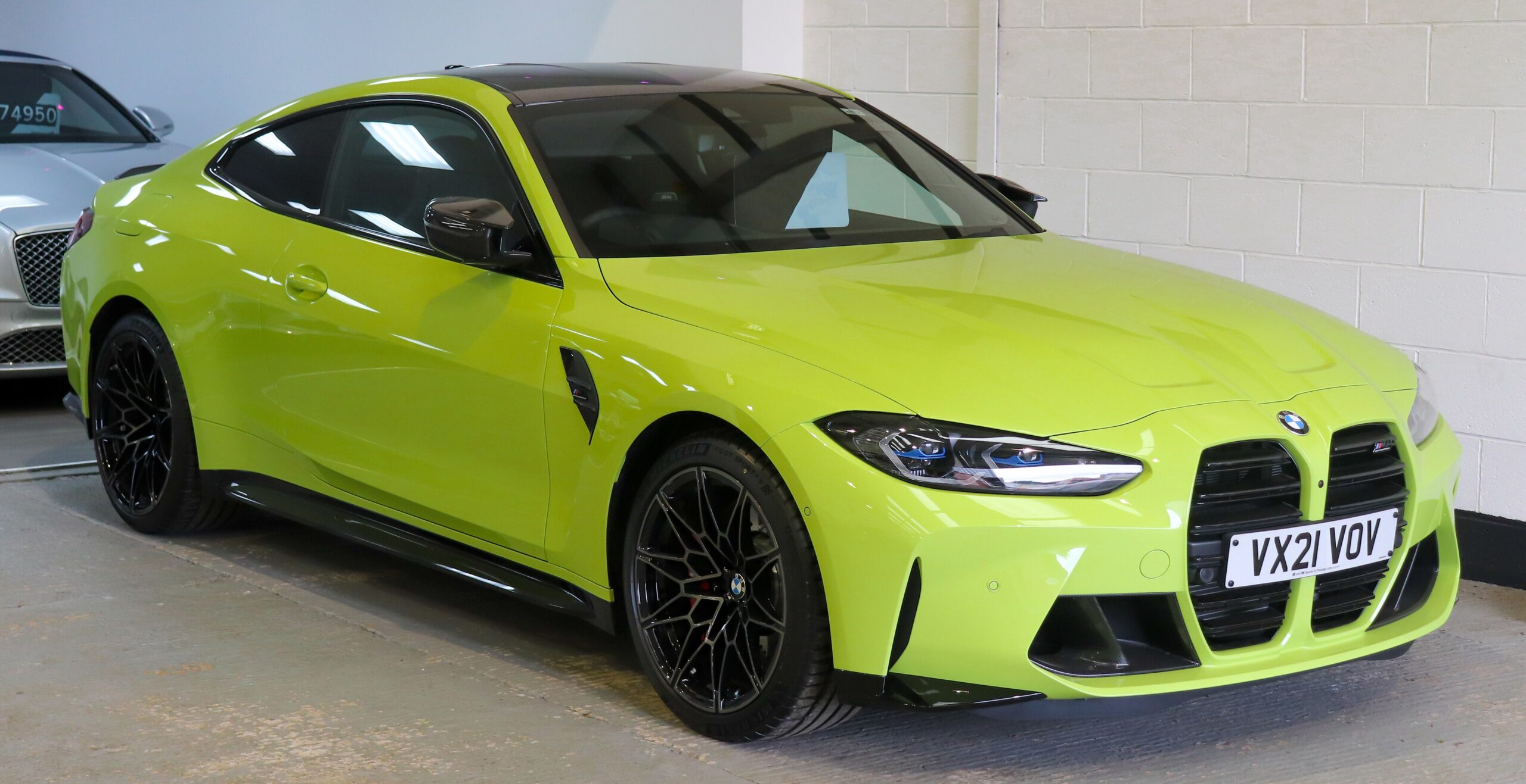 BMW M3 vs M4: diferenças de manutenção, custo e dia a dia