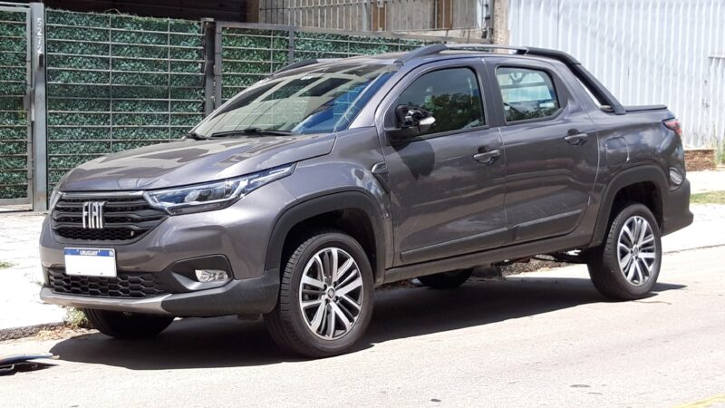 Strada, Saveiro e Renault Oroch: 3 picapes compactas comparadas