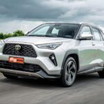 Toyota Yaris Cross fica mais caro que Corolla Cross híbrido por ‘segurança extra’