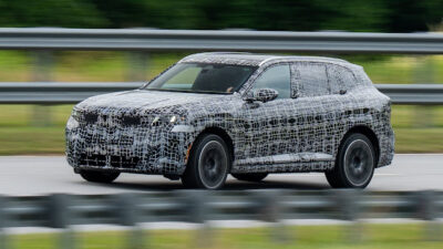 Novo BMW X5 terá versões elétrica, híbrida, combustão e a hidrogênio