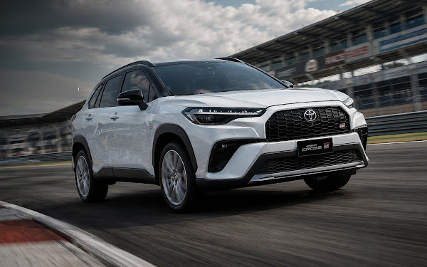 Novo Toyota Corolla Cross 2027 ganha versão GR Sport – preços e fotos