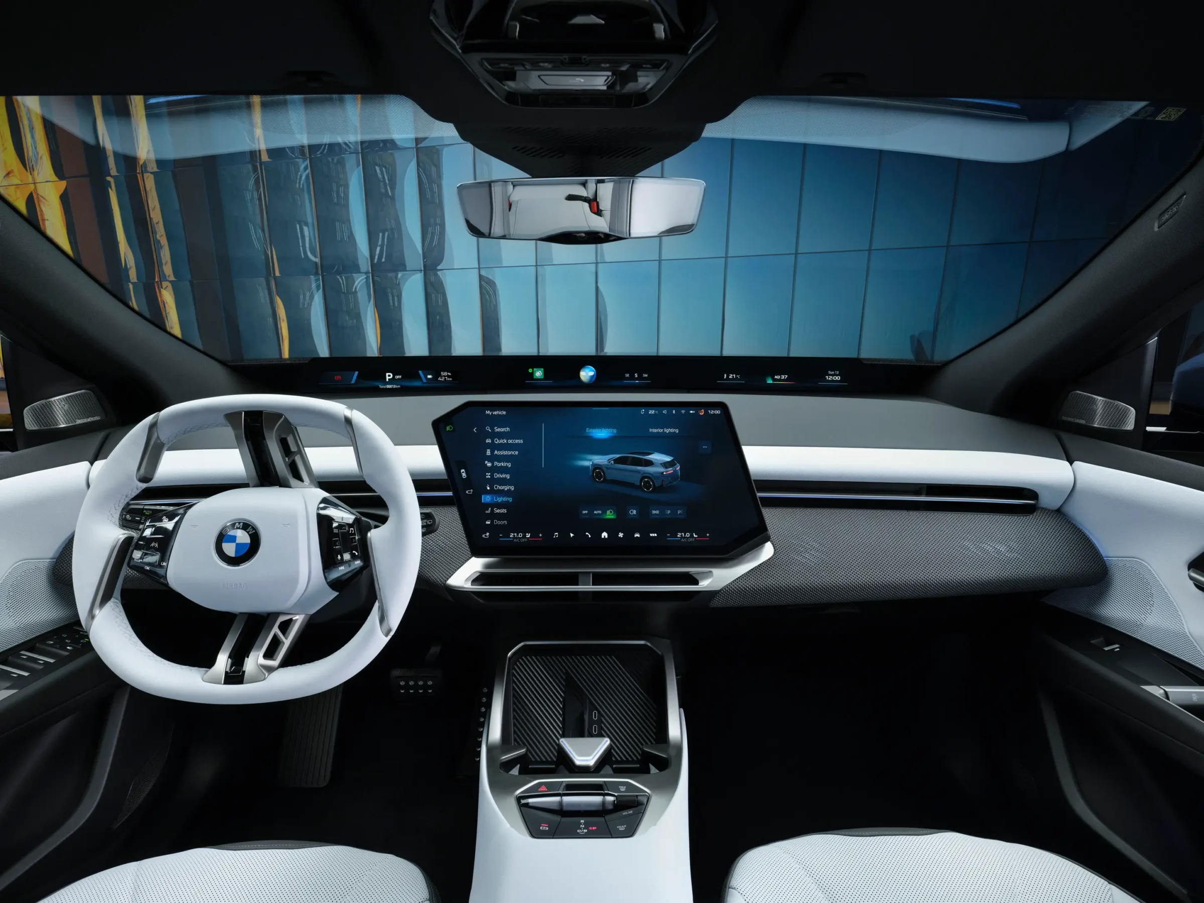 BMW iX3 chega por R$ 582.950 com 469 cv e autonomia de 570 km pelo Inmetro