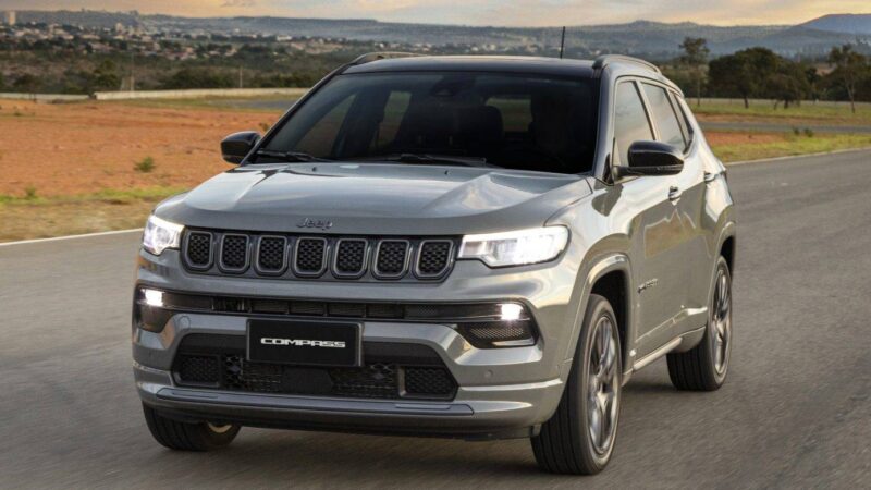 Jeep Compass 2027 receberá motor 1.3 turbo com sistema híbrido leve