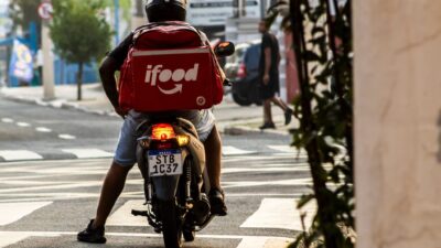 Entregadores já podem financiar motos e outro pelo Move Brasils; veja os modelos