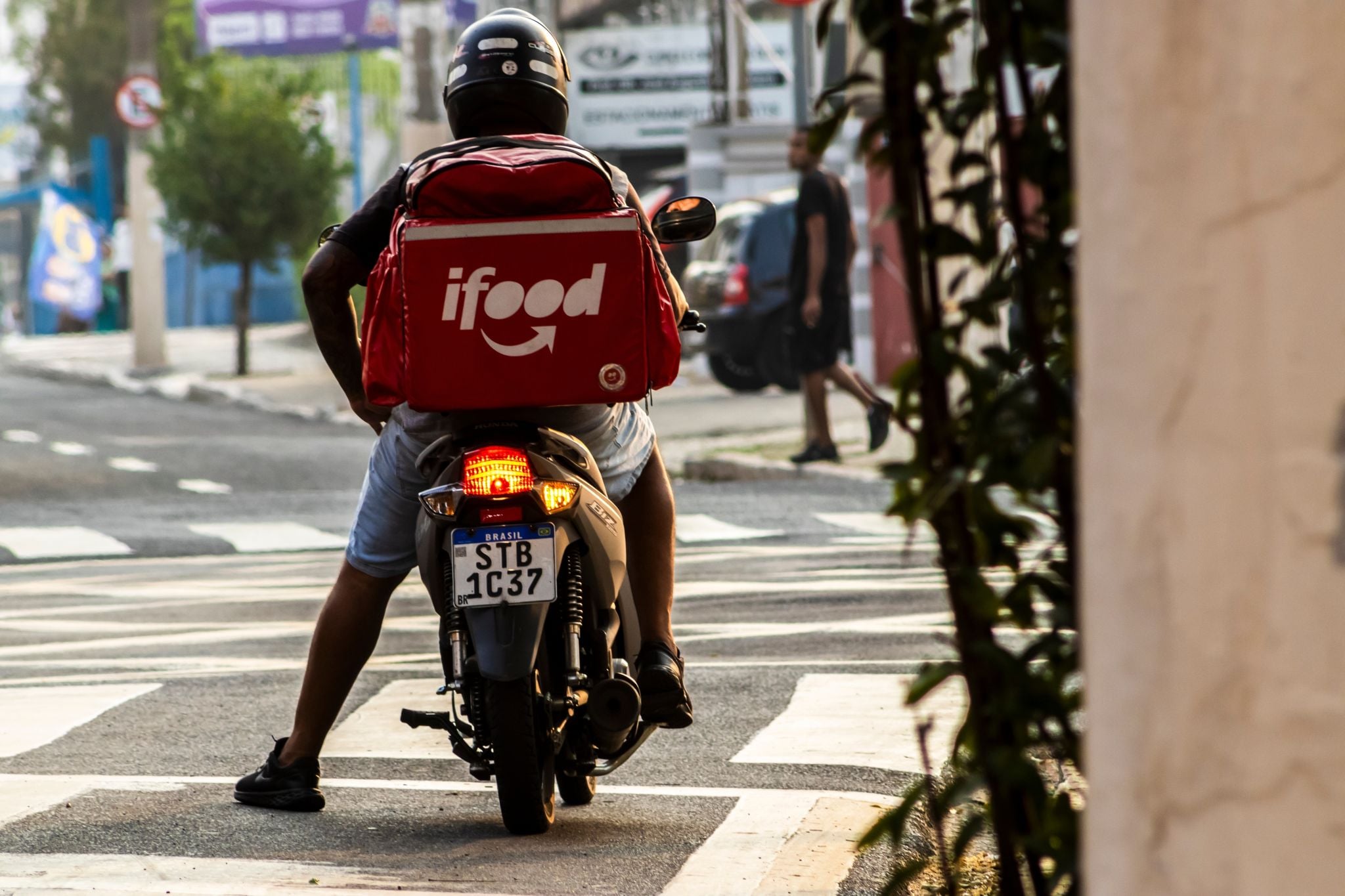 Entregadores já podem financiar motos e outro pelo Move Brasils; veja os modelos