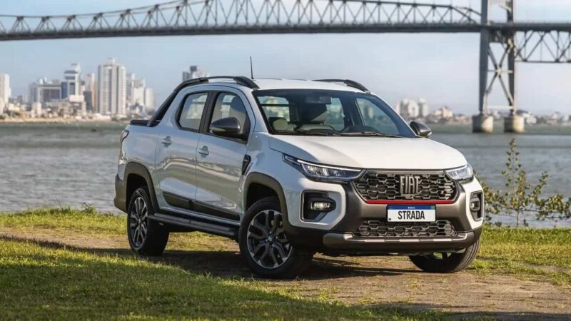 Fiat Strada supera 100 mil unidades vendidas em 2026 e mira sexto ano de liderança