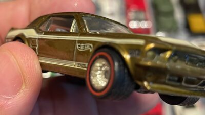 Carrinhos Hot Wheels bombam nos anúncios da OLX
