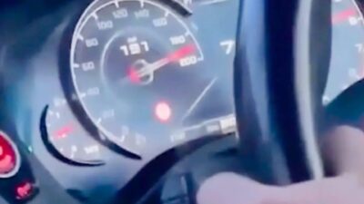 Jogador de futebol é condenado a quatro anos de prisão após se filmar dirigindo BMW a 307 km/h