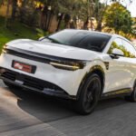 Zeekr 7X Premium dispensa recarga em viagens e custa menos que BMW e Audi