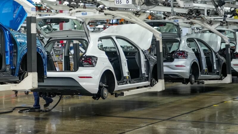 Carros mais vendidos no Brasil em setembro de 2026: Polo lidera entre os automóveis, Strada domina o ranking geral