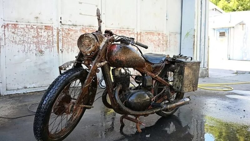 Seca histórica no rio Danúbio revela moto do exército nazista afundada há 80 anos