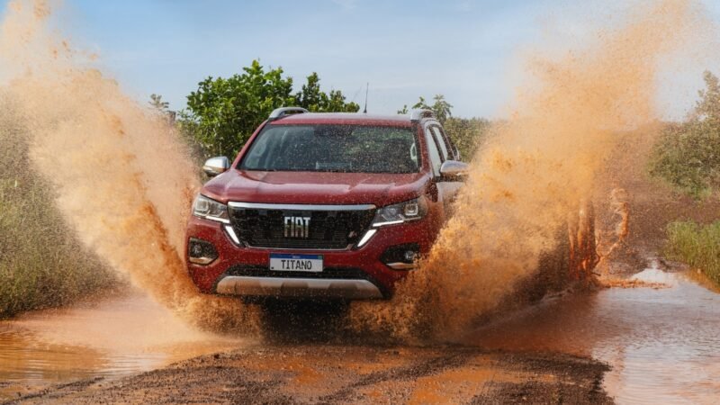 Kwid abre 348 carros sobre Toro e segura posição à frente da picape em setembro