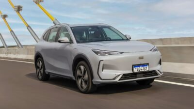 Geely apresenta recarga por IA com até 2.250 kW e nova geração de baterias