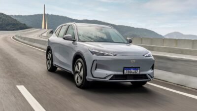 Geely EX5 Max 2026: SUV elétrico ganha novo acabamento interno Ivory White