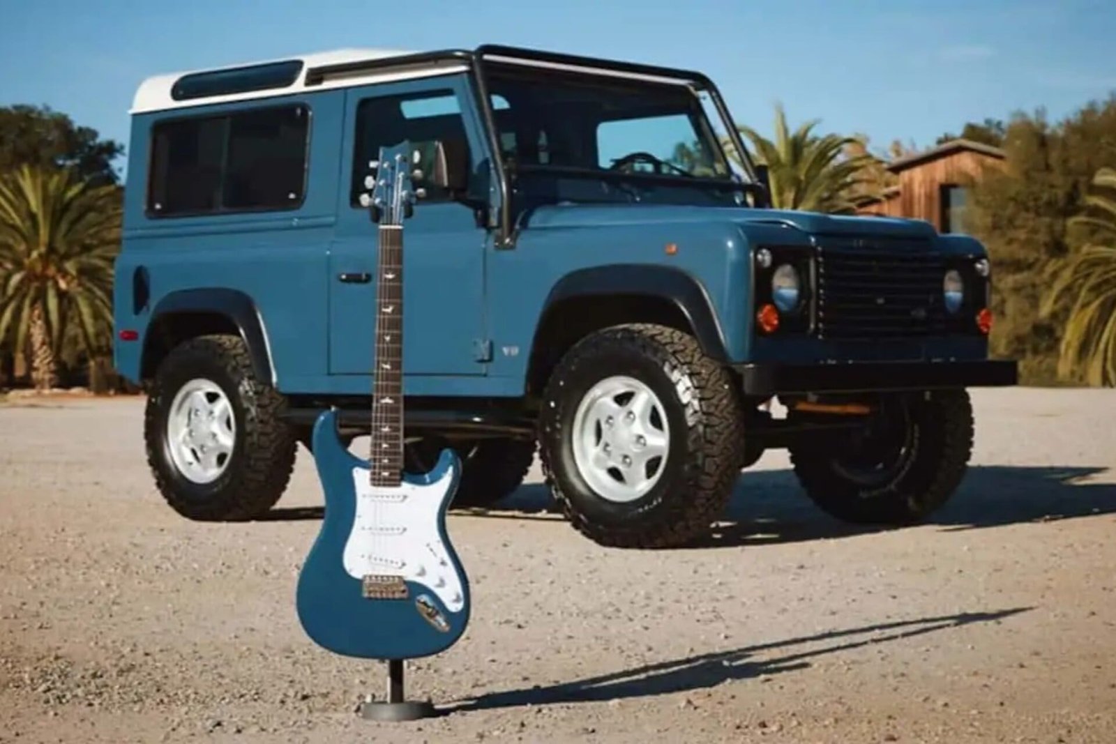PRS lança guitarras de John Mayer com cores do Land Rover Defender