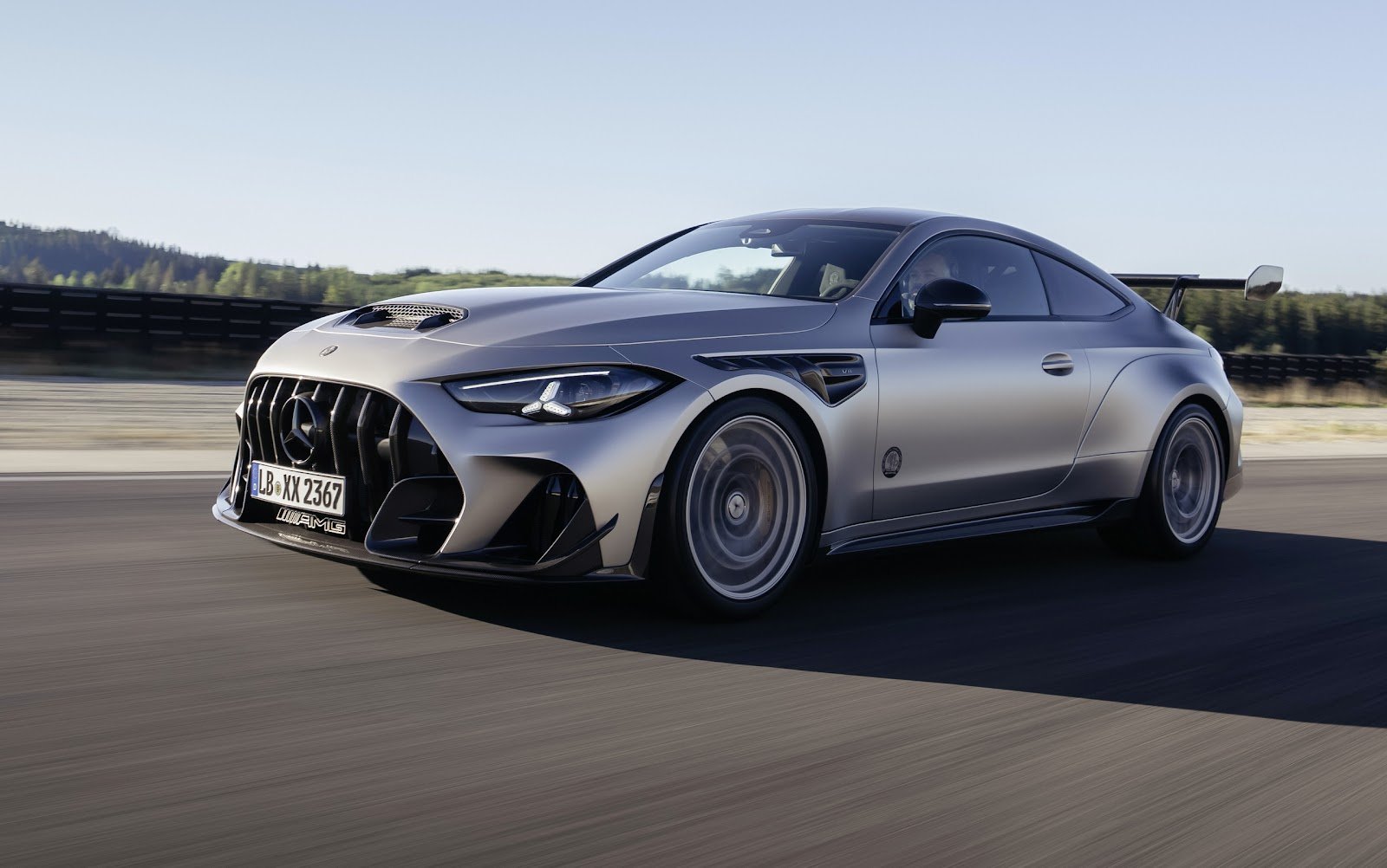Mercedes-AMG CLE 646 Spezialanfertigung: V8 biturbo de 646 cv e tração traseira exclusiva