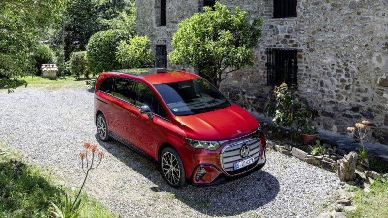 Mercedes-Benz VLE: van elétrica de luxo entra em pré-venda na Europa