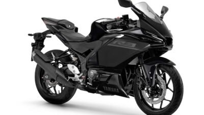 Yamaha R3 ABS Connected 2027 chega ao Brasil por R$ 37.490: veja detalhes e fotos