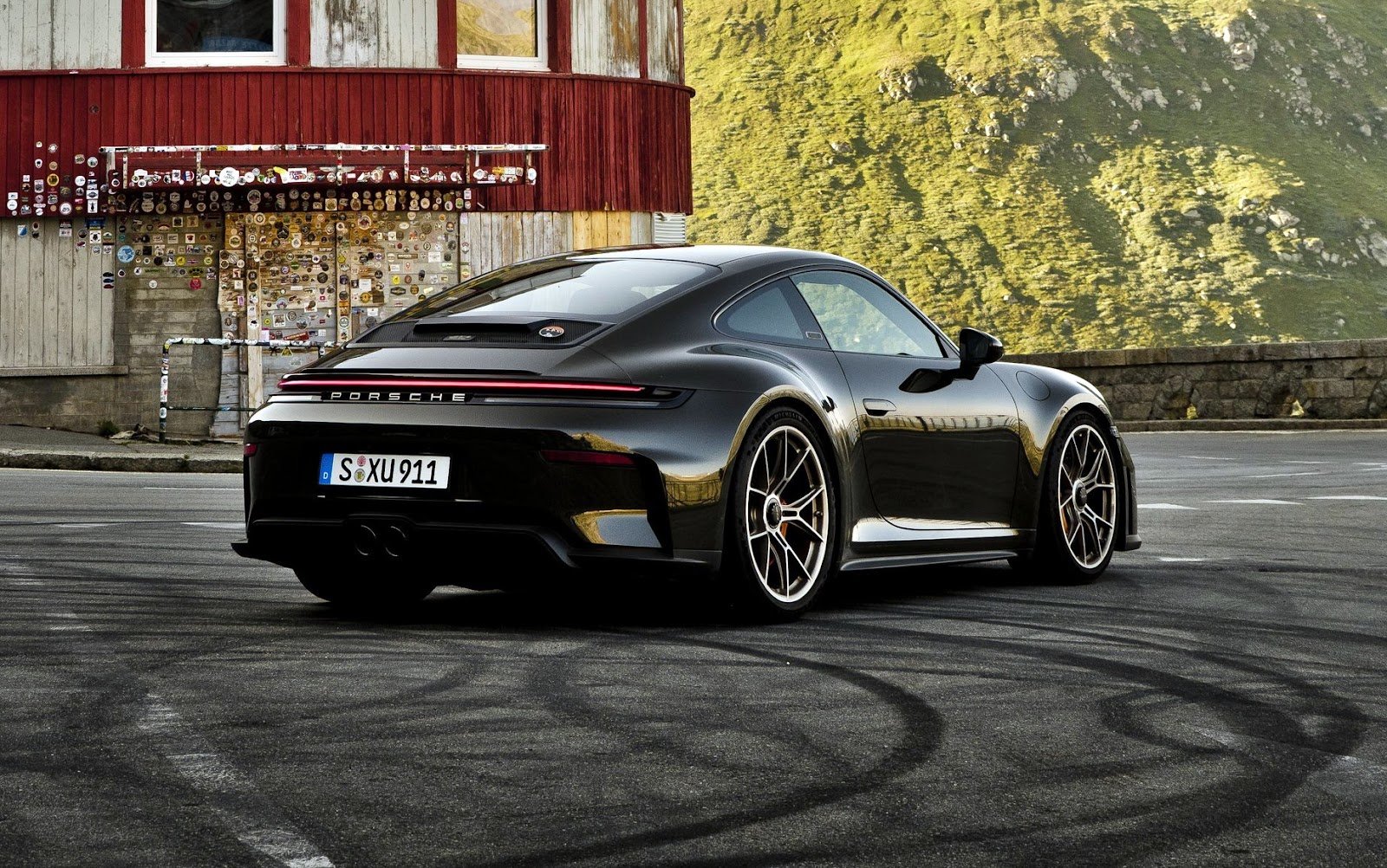 Porsche 911 GT3 Bergsport estreia na Europa em edição limitada a 100 unidades
