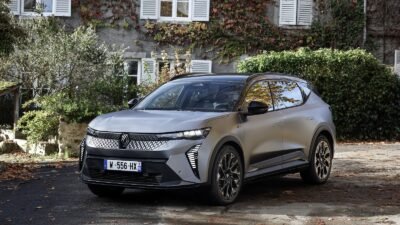 Renault Scenic E-Tech ganha bateria de 89 kWh na Europa