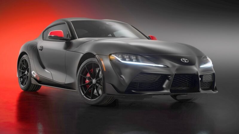 Último GR Supra MkV é leiloado em homenagem a Paul Walker, com renda revertida para ONG humanitária
