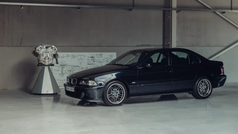Quando a Volkswagen fez um BMW M5 com motor W10