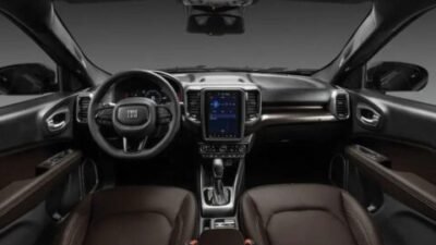 BYD King vende 3,5 vezes mais que o Corolla em setembro e lidera entre os sedãs médios pelo 2º mês seguido