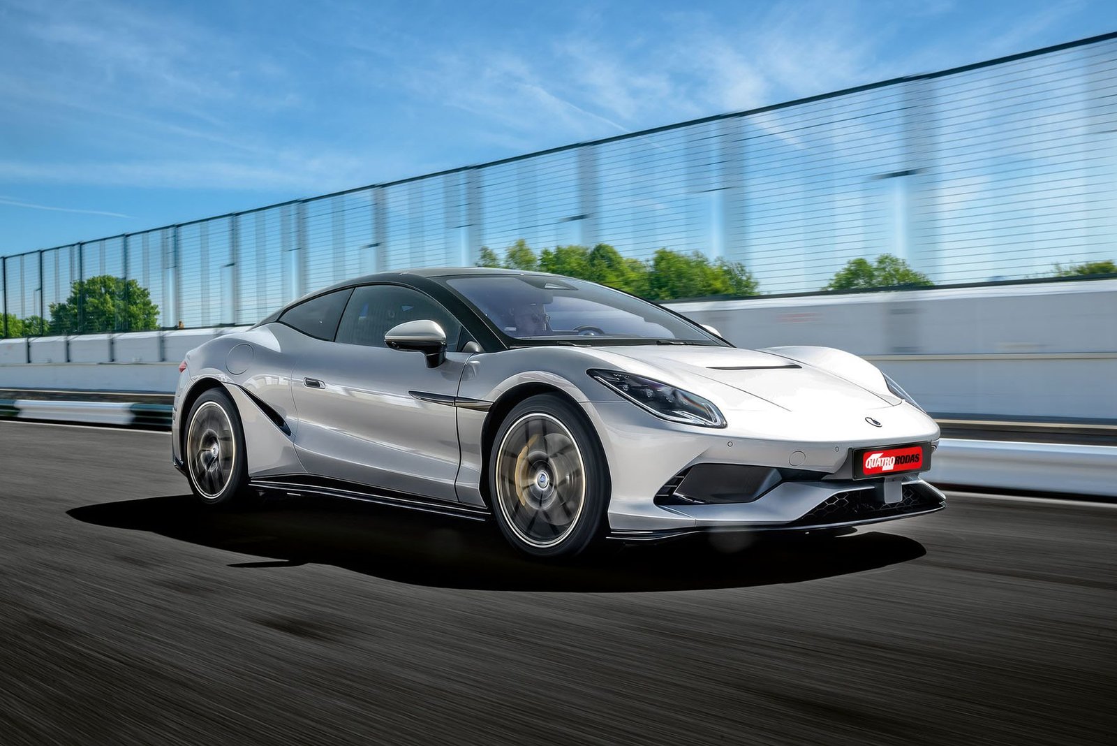 Denza Z: o superesportivo elétrico chinês de 1.604 cv que acelera de 0 a 100 km/h em 2 segundos