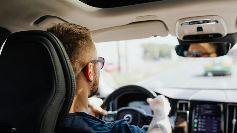 Em outubro, 6.235 cotações de motos caem e a mediana das variações fica em -0,74%