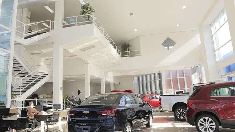 Mercado automotivo segue crescendo acima do esperado até setembro, aponta Anfavea
