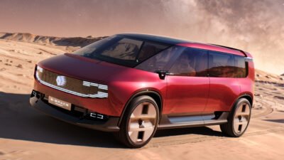 Renault E-Space reinventa minivan de 1984 contra a VW Kombi elétrica