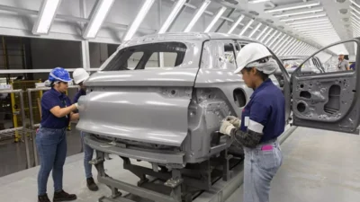 BYD avança na fábrica de Camaçari e prepara produção nacionalizada para 2027