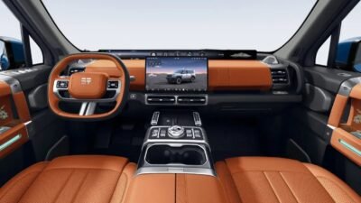 China endurece regras para telas sensíveis ao toque e head-up displays nos carros