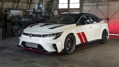 Nissan Sentra Spec-V Concept com 300 cv estreia no SEMA 2026