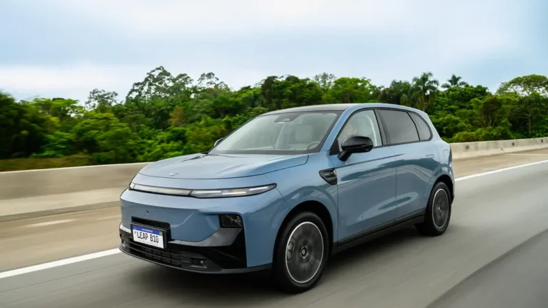 Impressões: Leapmotor B10 REEV é alternativa inteligente com alcance estendido