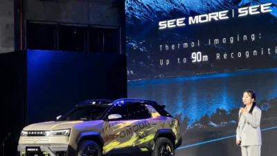 Omoda X é revelado na China e antecipa SUV com visual futurista e proposta off-road