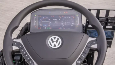 VWCO terá painel digital opcional em toda a linha Volksbus a partir de 2027