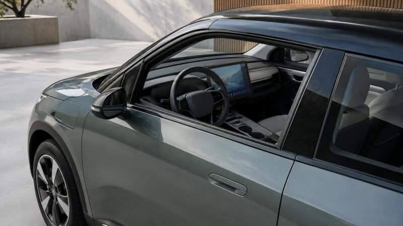 Dolphin Mini 2028: cabine sem painel diante do motorista e preço ainda é estimativa