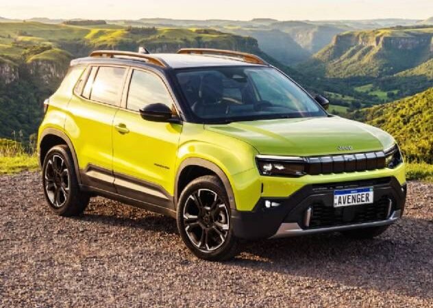 Jeep Avenger vende mais que i20 e Kardian no primeiro mês cheio, mas fica mais caro; veja os preços