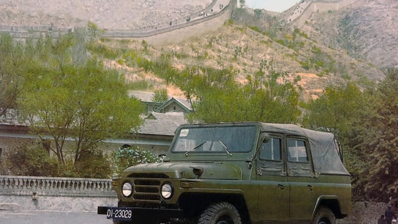 Beijing BJ212: o jipe militar chinês que inspirou os modelos da iCaur e o GWM Tank 300